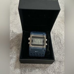 Nike sledge WC0040 blue